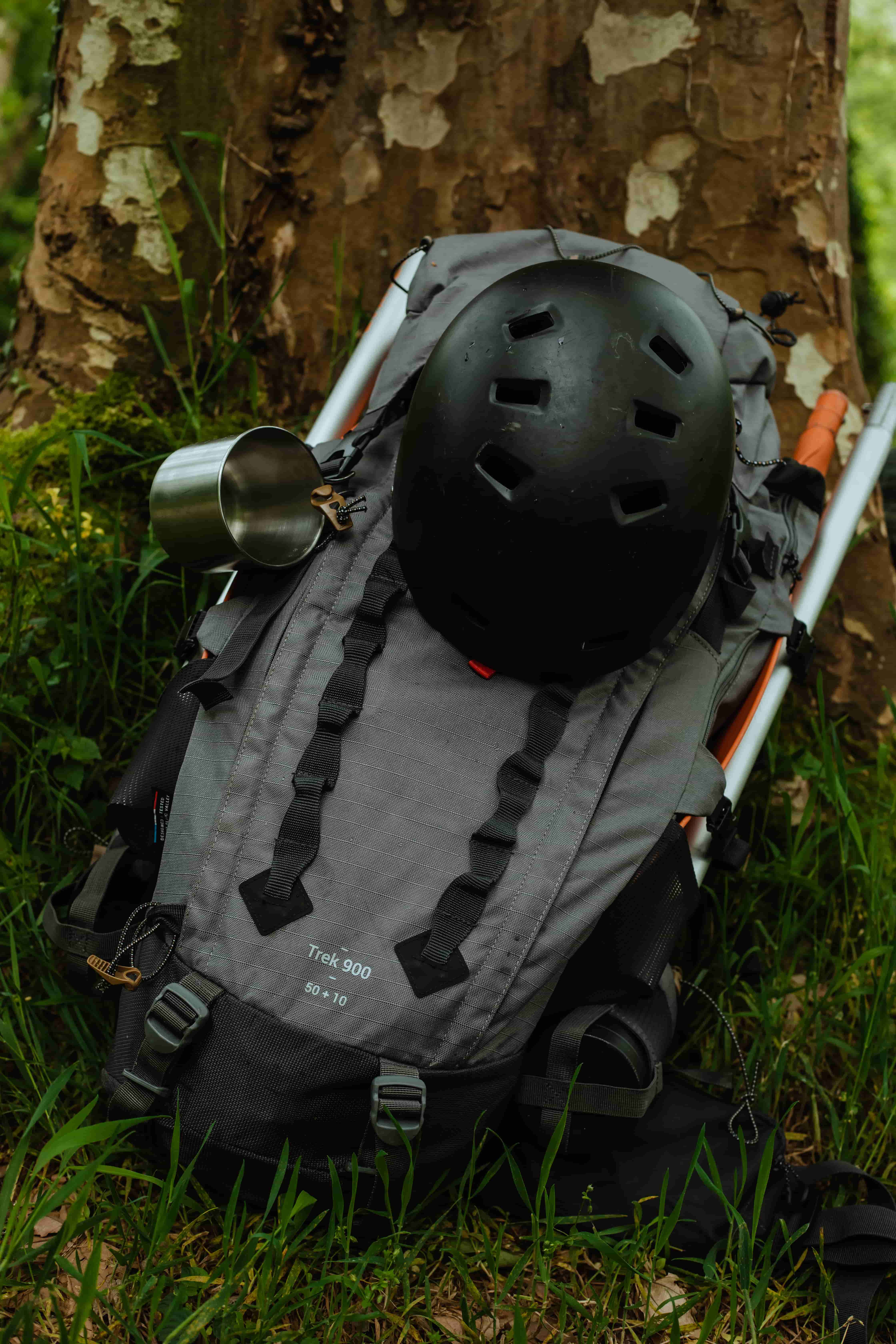 HOW TO MAINTAIN AND REPAIR A HIKING BACKPACK?